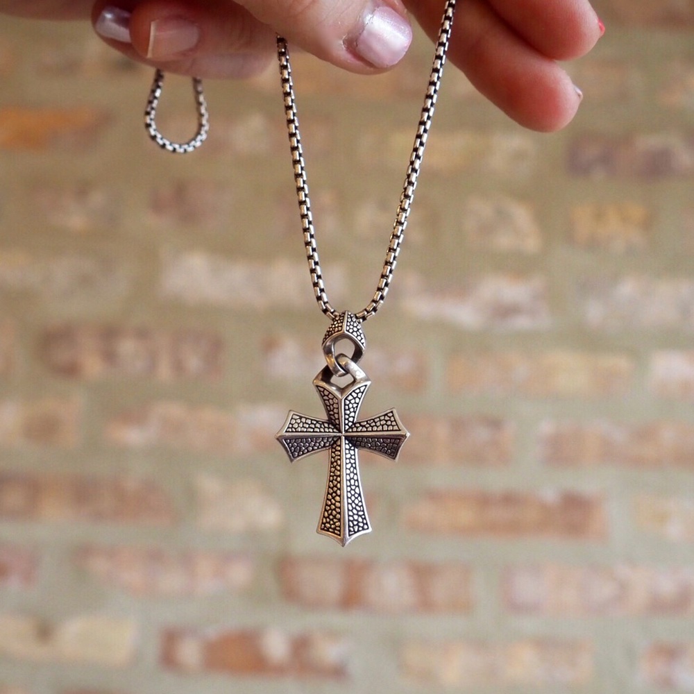 Stephen Webster | Cross Necklace | Silver